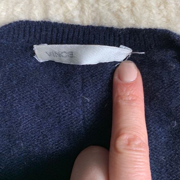 Vince Cashmere Sweater Size XS - Picture 2 of 3